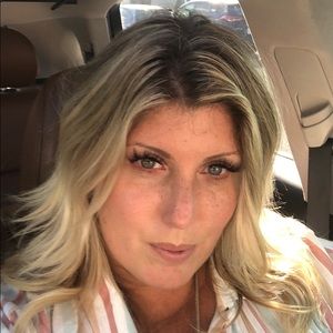 Meet your Posher, Lynda